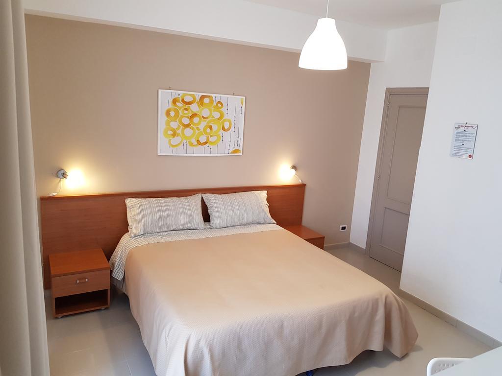 B&B Mimosa Giardini-Naxos Exterior foto